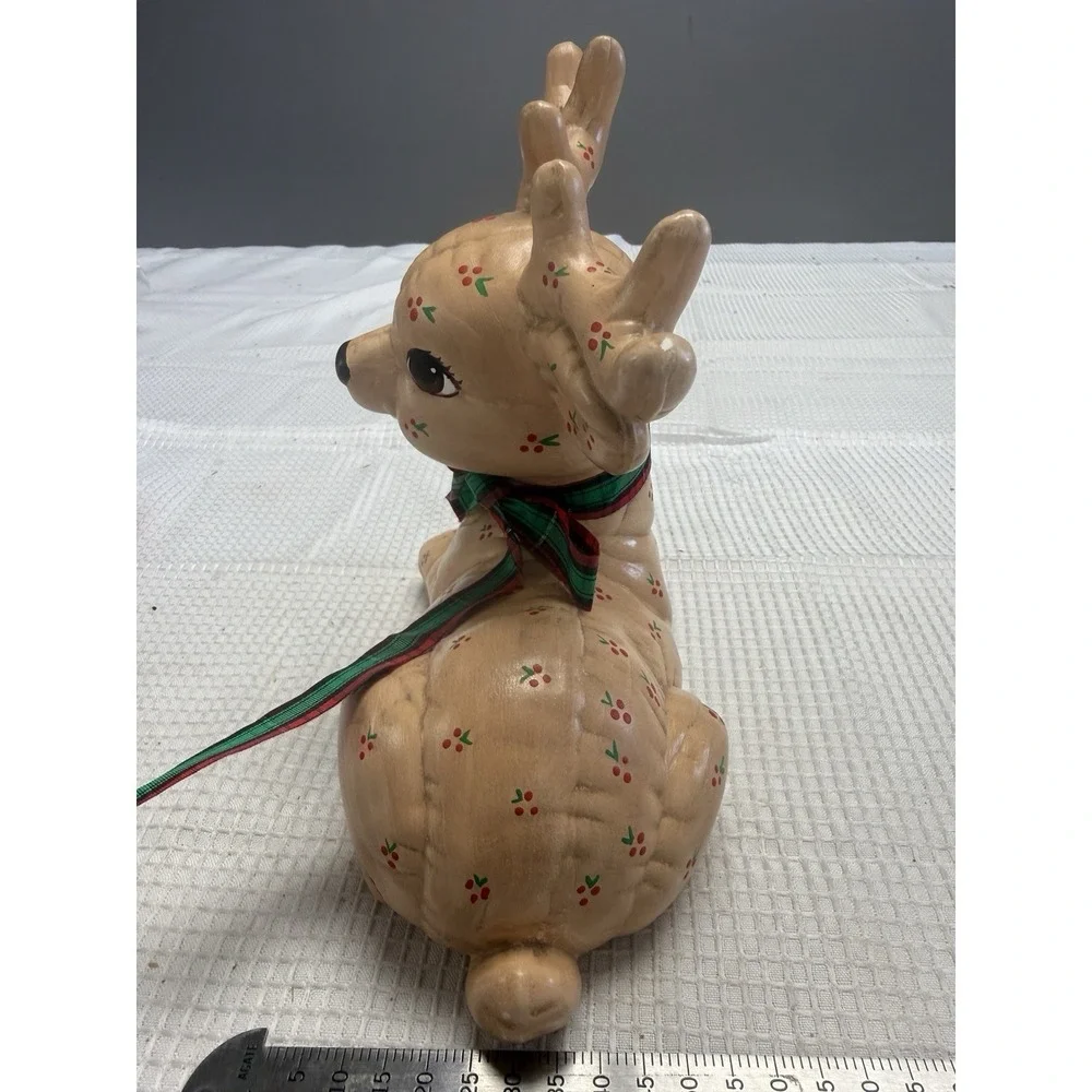 Vintage Hand Painted Kimple Ceramic Mold Quilted Christmas Reindeer Figurine